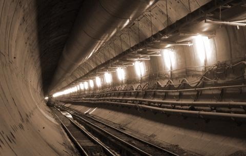 Interior del túnel de la Variante de Pajares. | ADIF - Archivo ep interior del tunel de la variante de pajares