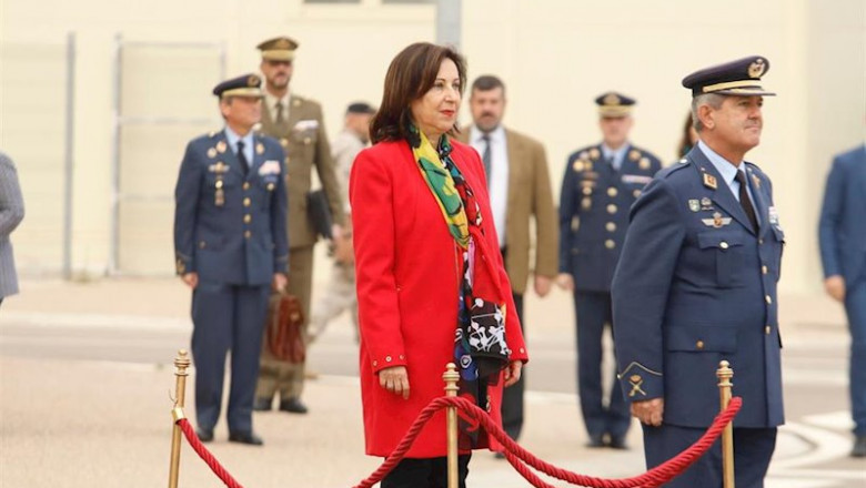 ep la ministra de defensa en funciones margarita robles junto a altos mandos militares aereos en la ep la ministra de defensa en funciones margarita robles junto a altos mandos militares aereos en la