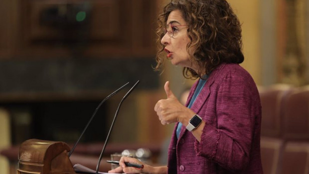 ep la ministra de hacienda y funcion publica maria jesus montero interviene en un pleno de control