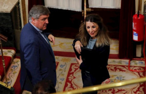ep la ministra de trabajo yolanda diaz junto al diputado del pnv inigo barandiaran en el congreso