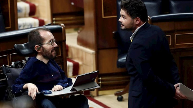 Los portavoces de Unidas Podemos, Pablo Echenique (i) y de ERC, Gabriel Rufián, este miércoles en la sesión de control al Gobierno en el Congreso de los Diputados. En Madrid, (España), a 22 de abril de 2020. | Pool ep los portavoces de unidas podemos pablo echenique i y de erc gabriel rufian este miercoles en la