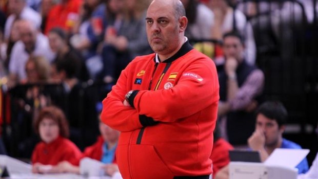 ep lucas mondelo seleccionador nacional femeninobaloncesto