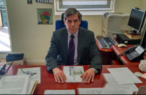 ep manuel posada en su despacho del instituto de investigacion en enfermedades raras iier del isciii