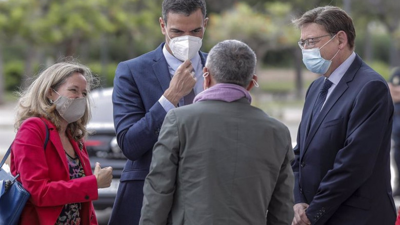 Nadia Calviño, Pedro Sánchez, Pepe Álvarez y Ximo Puig, en el 43 Congreso de UGT | Rober Solsona - Europa Press ep nadia calvino pedro sanchez pepe alvarez y ximo puig en el 43 congreso de ugt
