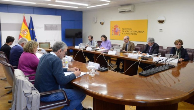 ep reunion de la mesa de seguimiento del acuerdo sobre las 43 medidas de apoyo a agricultores y