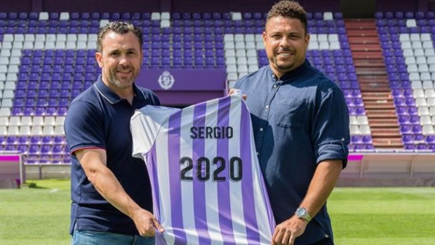 ep sergio gonzalezronaldo firmanrenovacionvalladolid