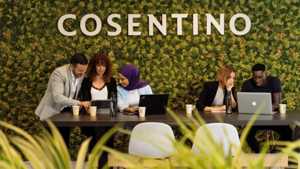 ep trabajadores de cosentino en una de las instalaciones de la multinacional almeriense ep trabajadores de cosentino en una de las instalaciones de la multinacional almeriense