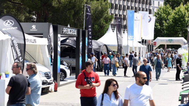 ep archivo   imagen de participantes de la feria en otros anos