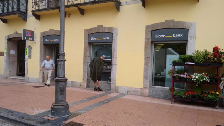 ep archivo   la oficina de cajastur en ribadesella ha sido la primera de las sedes de la marca