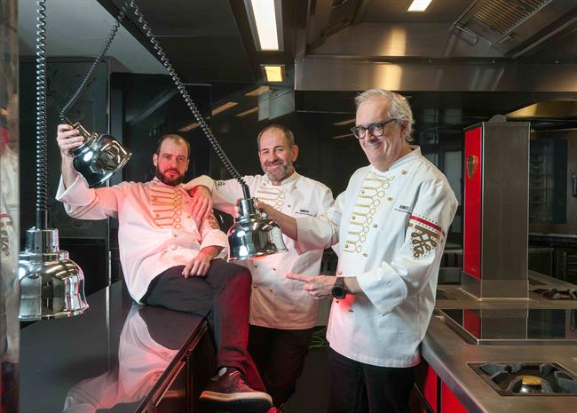 Arzak Llega A Madrid Con Su Desembarco En Ramses, En La Icónica Puerta De Alcalá | ARZAK INSTRUCTIONS ep arzak llegamadridsu desembarcoramses eniconica puertaalcala