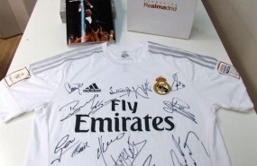 ep camiseta firmadalos veteranosreal madrid
