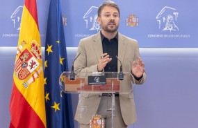 ep el diputado de sumar alberto ibanez durante una rueda de prensa previa a la junta de portavoces