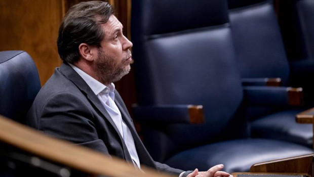 ep el ministro de transportes y movilidad sostenible oscar puente d durante un pleno en el congreso