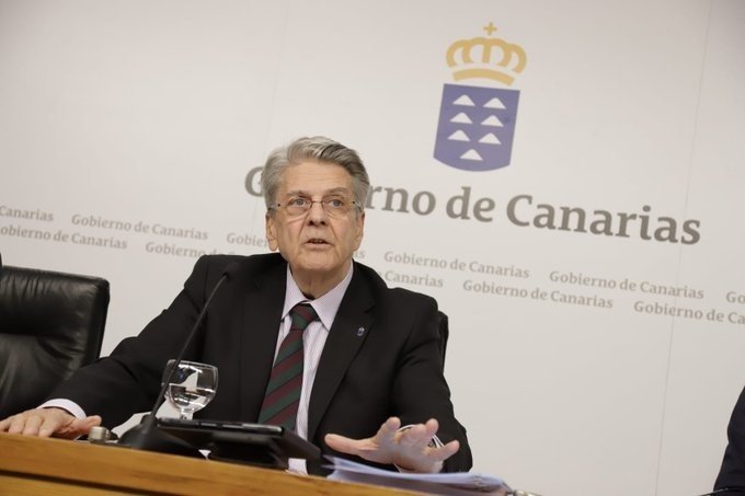 ep el portavoz del gobierno de canarias julio perez en rueda de prensa ep el portavoz del gobierno de canarias julio perez en rueda de prensa