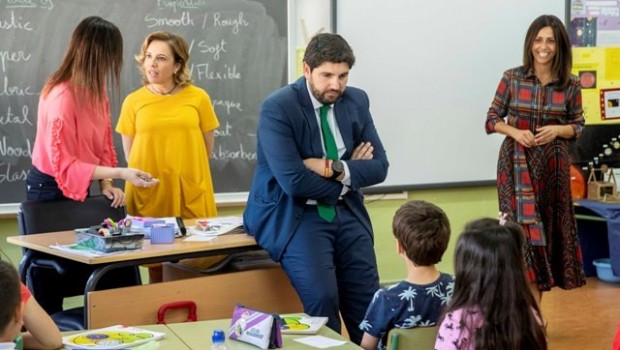 ep el presidente de la region de murcia fernando lopez miras durante una visita a un colegio ep el presidente de la region de murcia fernando lopez miras durante una visita a un colegio