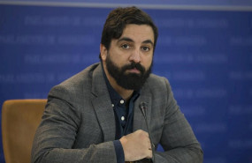 ep el senador de vox por la comunidad autonoma de andalucia jacobo gonzalez-robatto durante la rueda