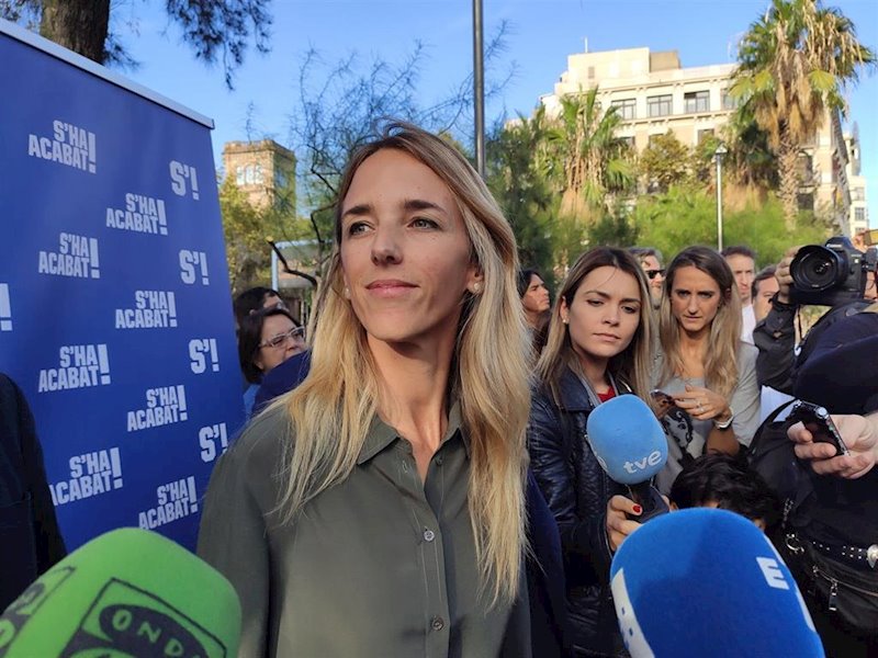 ep la candidata del pp por barcelona a las elecciones generales del 10n cayetana alvarez de toledo