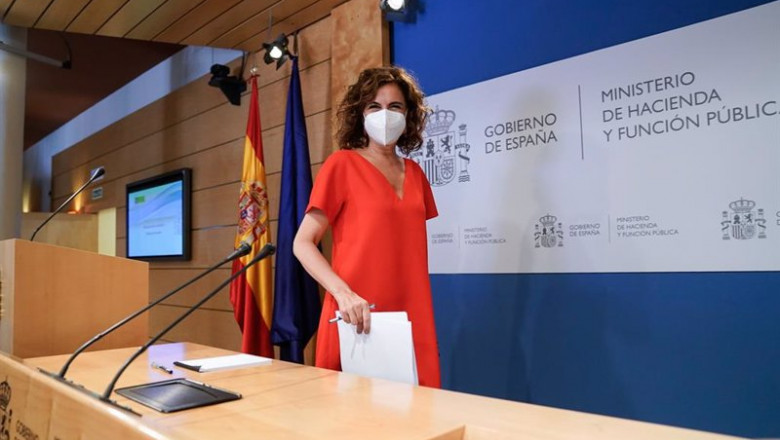La ministra de Hacienda y Función Pública, Maria Jesús Montero, a su llegada a una rueda de prensa posterior a una reunión del Consejo de Política Fiscal y Financiera, a 28 de julio de 2021, en Madrid, (España). Durante su intervención ha informado sobre | A. Pérez Meca - Europa Press ep la ministra de hacienda y funcion publica maria jesus montero a su llegada a una rueda de prensa
