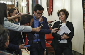 ep la vicepresidenta primeracongresolos diputados gloria elizo ofrece declaracioneslos medioscomunicacionde entrarensegunda reunionla mesacongresolos diputadosla xiii legislatura