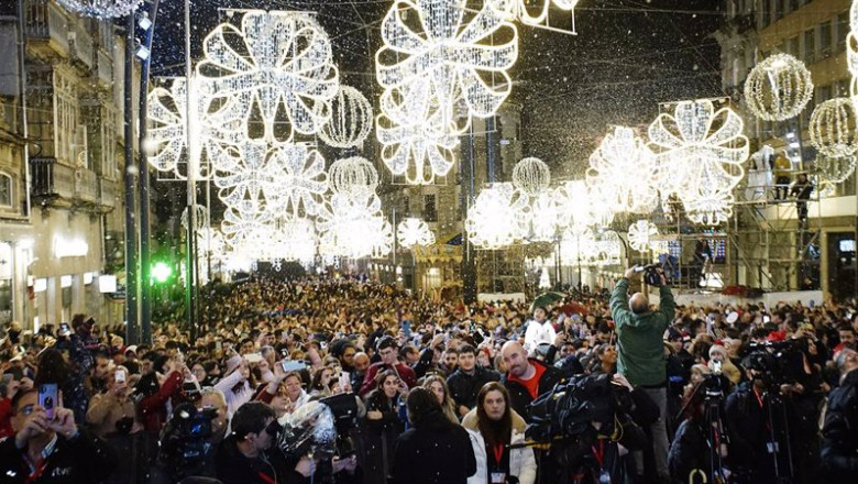 ep los vigueses disfrutan del encendido de las luces de navidad 2022 a 15 de noviembre de 2022 en ep los vigueses disfrutan del encendido de las luces de navidad 2022 a 15 de noviembre de 2022 en