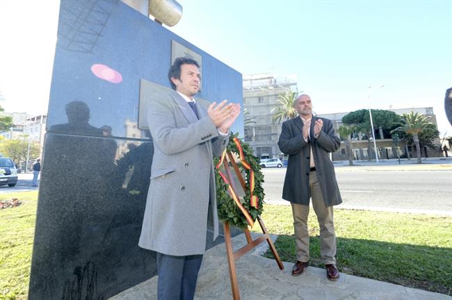 Ofrenda floral | EUROPA PRESS/AYUNTAMIENTO DE CÁDIZ ep ofrenda floral