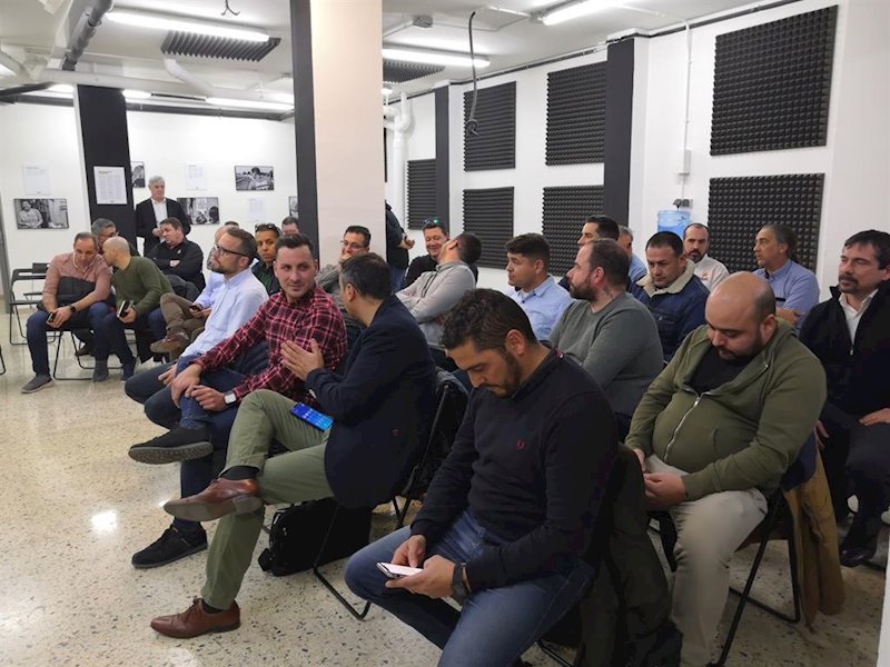 ep reunion de taxistas sobre la posibilidad de convocar movilizaciones durante el mwc