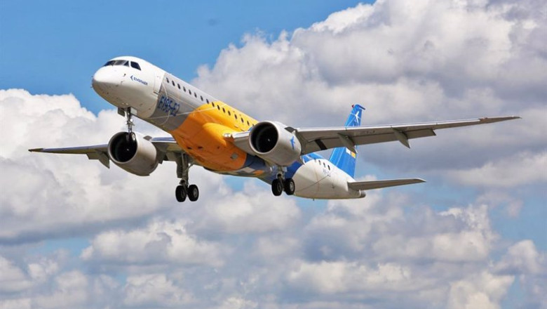 ep un avion de embraer ep un avion de embraer