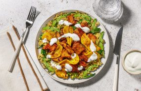 heura con manzana a la curcuma con salsa de yogur sobre bulgur con rucula 1 heura con manzana a la curcuma con salsa de yogur sobre bulgur con rucula 1