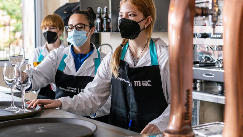 1624524473 fundaci n mahou san miguel refuerza sus programas sociales con tres millones de euros y formar a m s de 1000 j venes en hosteler 