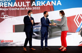 ep archivo   entrega del premio coche del ano de abc a reanault arkana