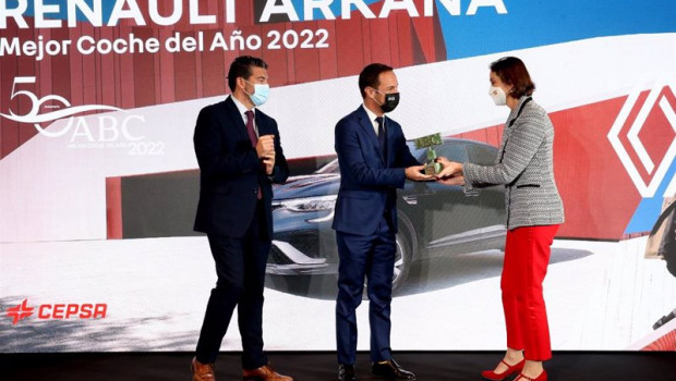 ep archivo   entrega del premio coche del ano de abc a reanault arkana