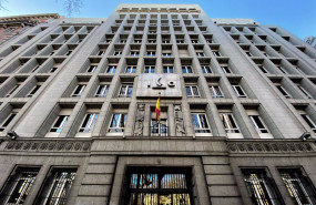 ep archivo   fachada de la sede del ico instituto de credito oficial en el paseo del prado de madrid