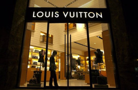Vuitton habría aumentado sus precios de manera desorbitada a