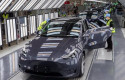 ep archivo - produccion del tesla model y en shanghai china
