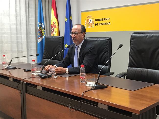 El delegado del Gobierno en Melilla, Abdelamalik El Barkani, en rueda de prensa | EUROPA PRESS/CEDIDA ep delegadogobiernomelilla abdelamalikbarkani en ruedaprensa