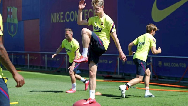 ep el jugador del fc barcelona frenkie de jong en un entrenamiento en mayo de 2020