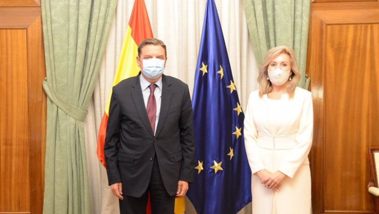 ep el ministro de agricultura luis planas y la presidenta de aemo ana romero
