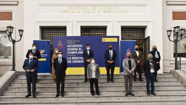 ep el ministro de inclusion seguridad social y migraciones jose luis escriva se reune con los
