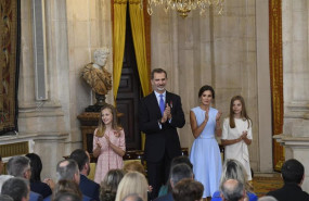 ep i-d la princesa de asturias leonor de borbon el rey felipe vi la reina letizia ortiz y la infanta