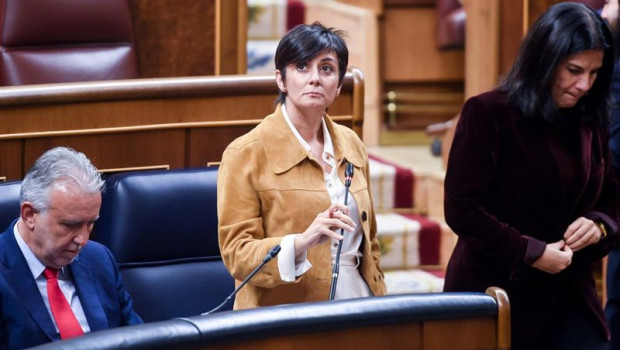 ep la ministra de vivienda y agenda urbana isabel rodriguez durante una sesion de control al