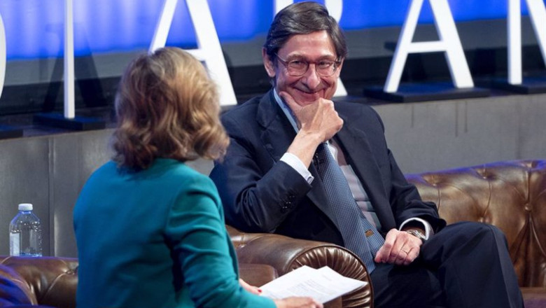 La periodista económica Susana Criado y el presidente de CaixaBank, José Ignacio Goirigolzarri | Alberto Ortega - Europa Press ep la periodista economica susana criado y el presidente de caixabank jose ignacio goirigolzarri