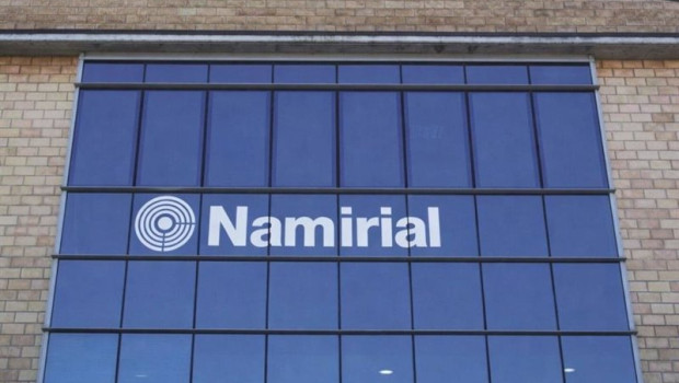 ep logo de namirial en edificio