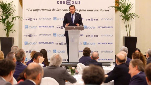 ep oscar puente en un almuerzo con empresarios valencianos organizado por la fundacion conexus