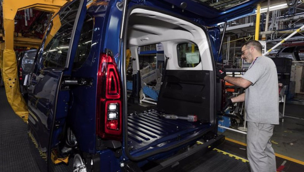 ep produccion del opel combo en la planta del grupo psa en vigo