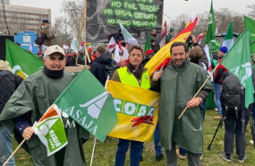 ep representantes de organizaciones agrarias en la manifestacion de bruselas contra el acuerdo de