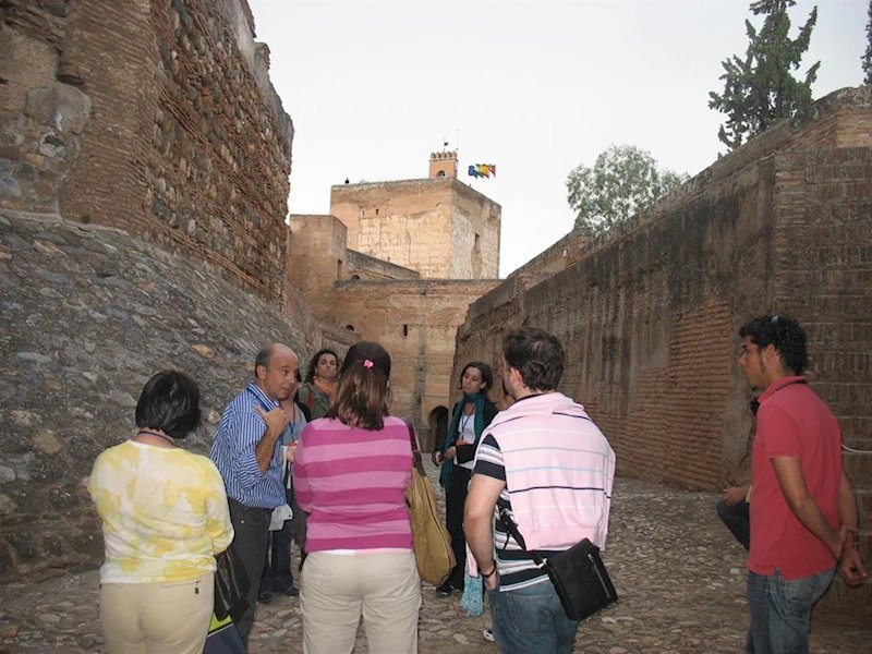 ep visitas guiadas por especialistas en la alhambra
