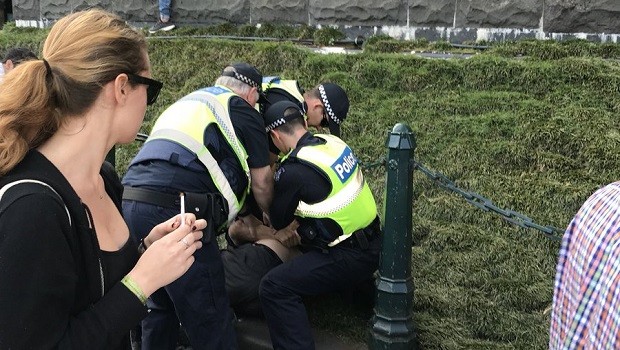 detencion policia melbourne