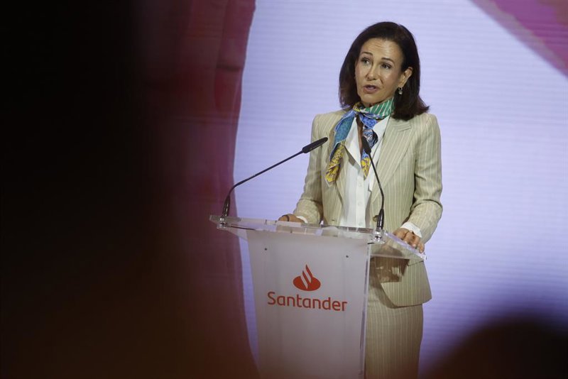 DBRS: La compra de TSB permitirá a Santander protegerse de los desafíos en UK
