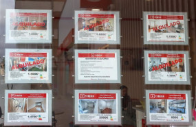 ep anuncios en una inmobiliaria a 17 de octubre de 2024 en madrid espana
