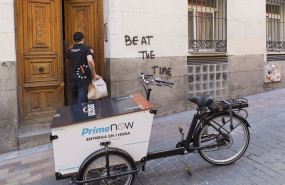 ep archivo   amazones entregara hasta la medianoche de reyes los pedidos realizados por los clientes